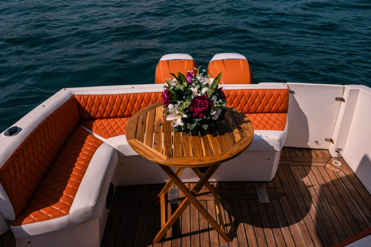 36 ft Luxury Oryx Birthday Yacht Dubai Seating