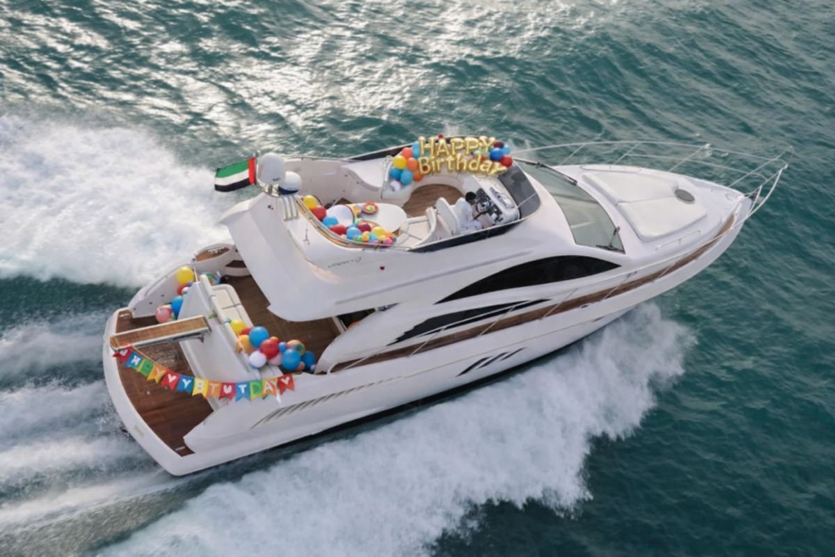 55 ft Integrity Yacht Birthday Dubai Exterior