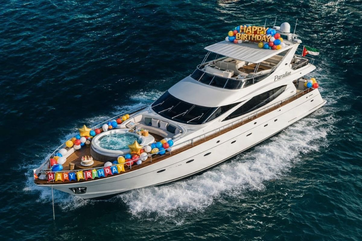 82 ft Paradise Yacht Jacuzzi Birthday Dubai Deck
