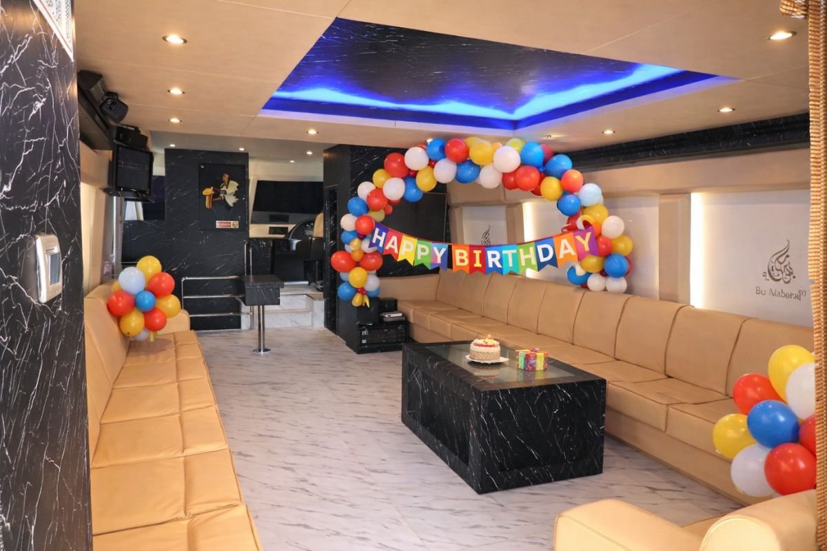90 ft Bu Mubarak Yacht Birthday Dubai Skyline