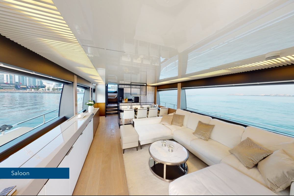 Ferretti 780 Deck