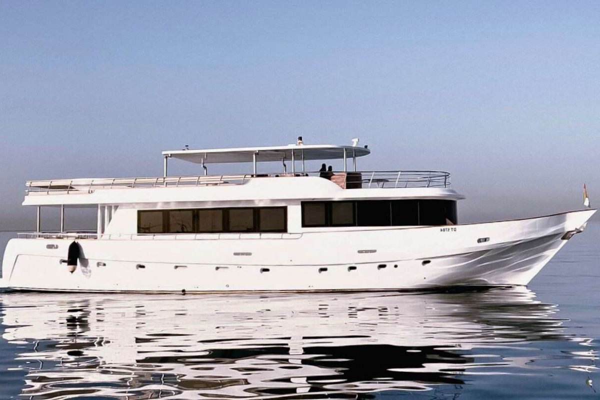 65 FT Nahyan Luxury Event Yacht Dubai