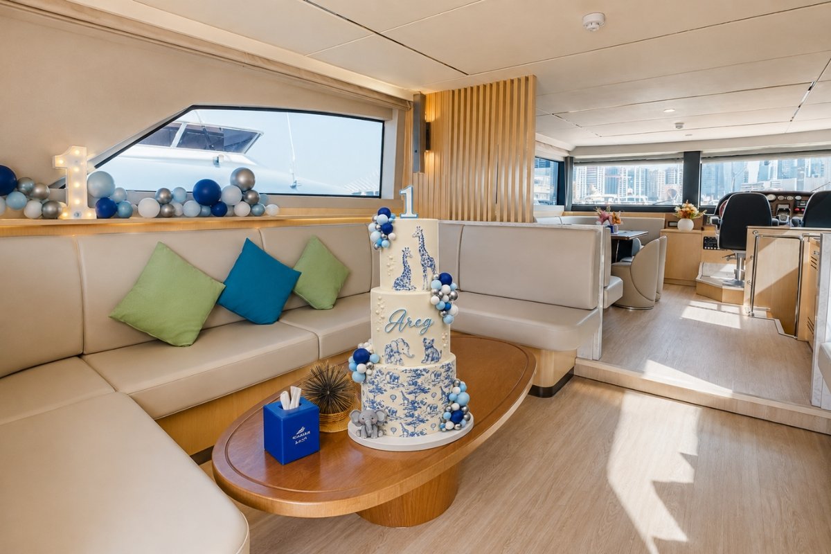 Taka Yacht Exterior