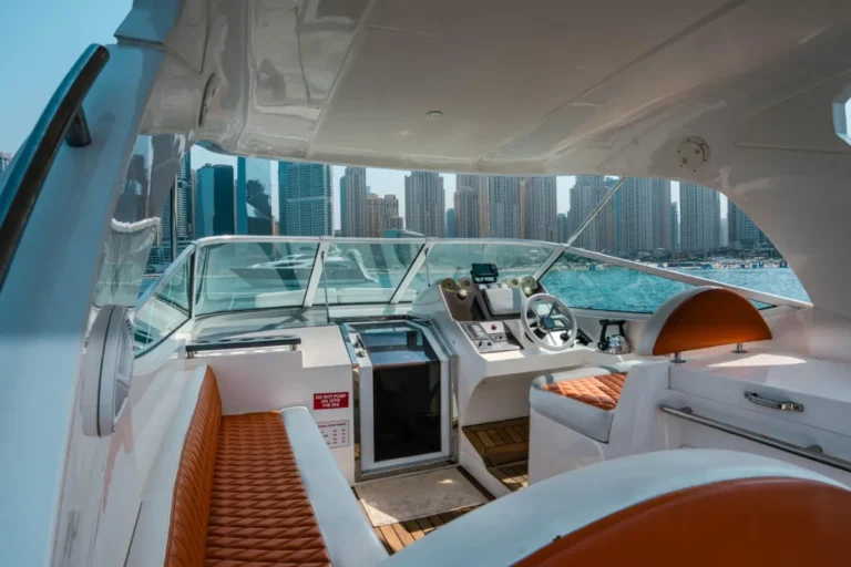 Confetti 36 birthday yacht in Dubai (4)