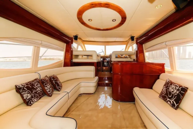 Glow 55 birthday yacht in Dubai (4)