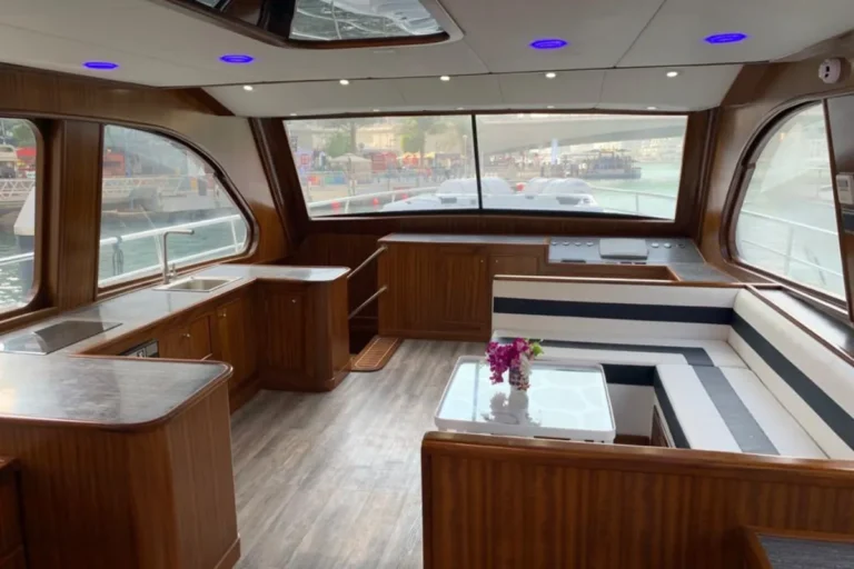 Starburst 95 birthday yacht in Dubai (5)