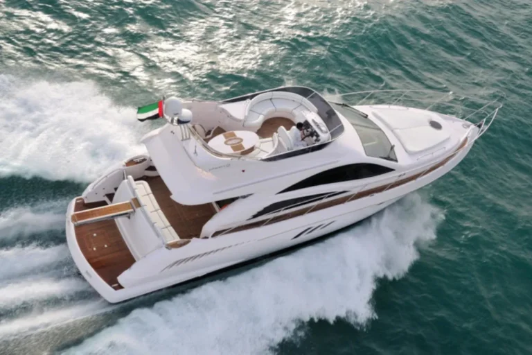 Wish 55 birthday yacht in Dubai (2)